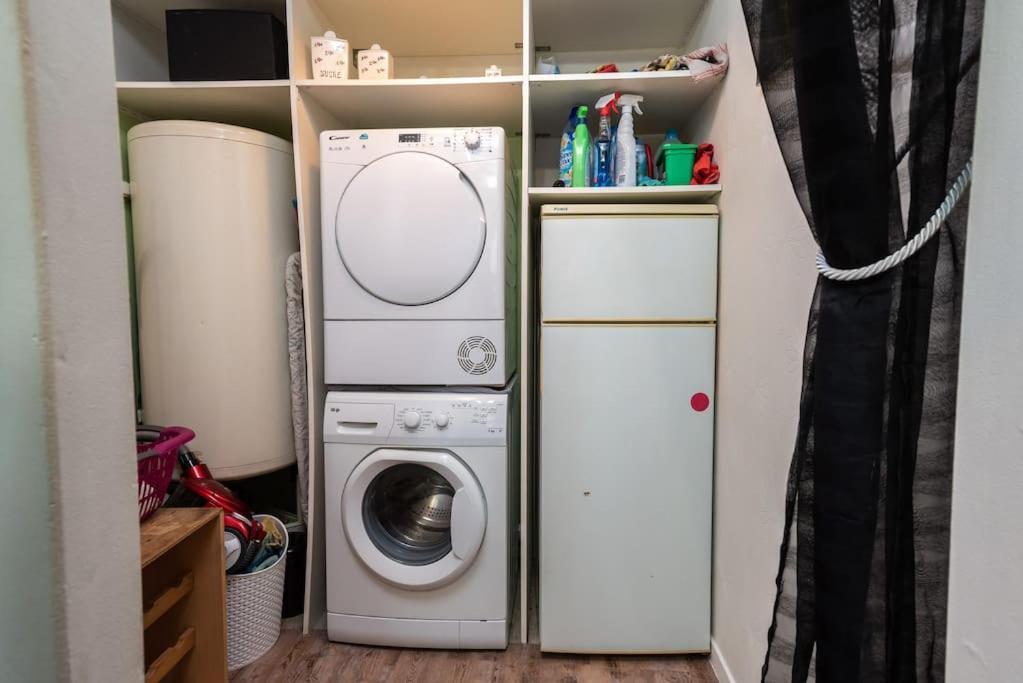 Duplex Cosy Et Contemporain Avec Parking Prive Apartment Amiens